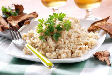risotto ai funghi porcini con ingredienti