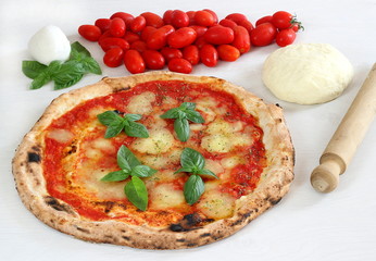 Pizza napoletana e ingredienti