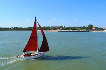 Promenade en voilier &agrave; La Rochelle