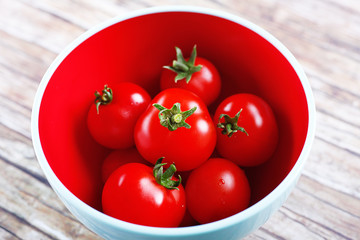 Tomaten in der Schüssel