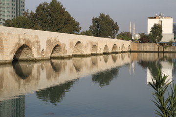Taş Köprü