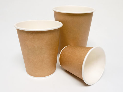 3 Pappbecher