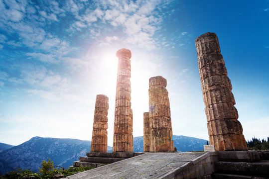 Fototapeta The ancient Greek temple of Apollo