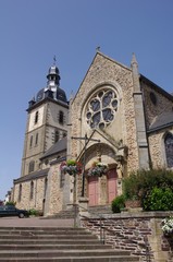 Fototapeta na wymiar L'église St Pierre à Mauron