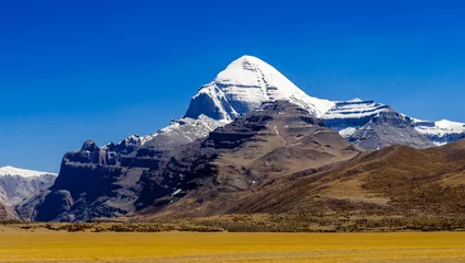 Gordijnen Tibet. Mount Kailash. South face. © lihana