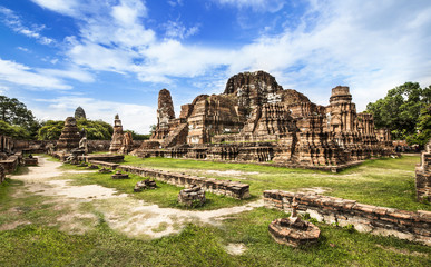 Fototapeta na wymiar Wat Mahathat(Temple),Ayutthaya,Thailand.Unesco World Heritage