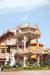 Naklejka premium Sculpture in the Chinese Temple.