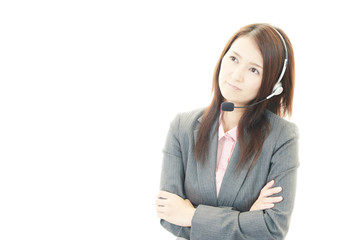 疲れた表情のオペレーター