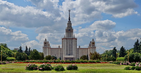 Fototapeta na wymiar Moscow State University