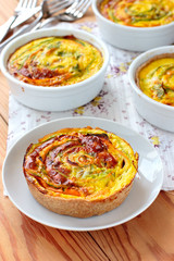 Vegetarian tartalets with zucchini and carrots