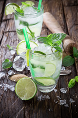 fresh mojito drink