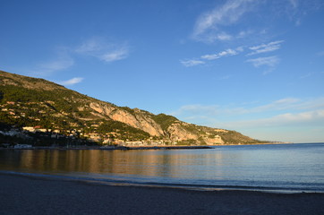 Bord de plage, Menton 