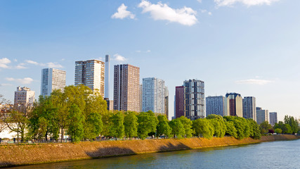 Naklejka premium modernes Quartier in Paris