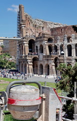 Colisée et bétonnière