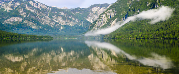 Jezioro Bohinj,Słowenia ,Alpy Julijskie