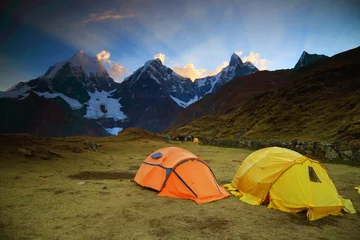 Wandaufkleber Camping in Cordiliera Huayhuash, Peru, South America © Rechitan Sorin