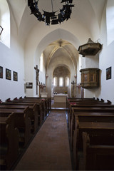 Romanischer Kirchenraum