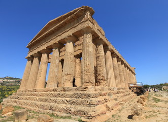 Obraz premium ancient Agrigento temple, Southern Italy