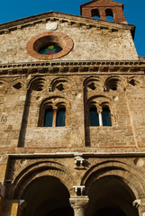 Abbazia di San Zeno, Chiesa, Pisa