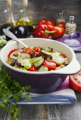 Steamed vegetables in the ceramic pot