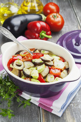 Steamed vegetables in the ceramic pot
