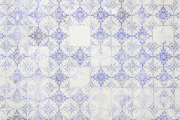 Blurred tiles