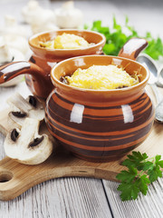 Mushrooms baked with cheese