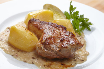 meat with potatoes