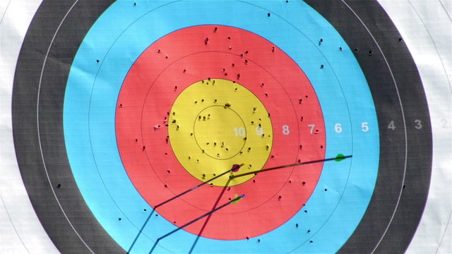 HD - Archery in target