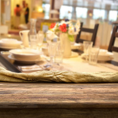 empty table