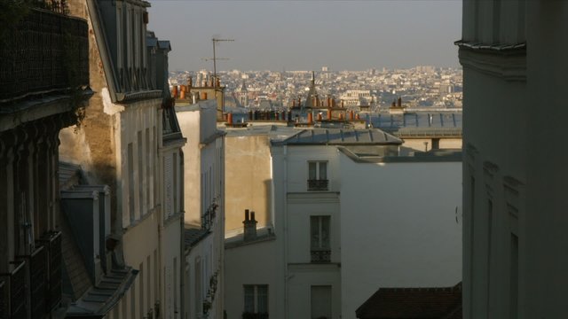 Toits de Paris sur le haut de la rue des Martyrs