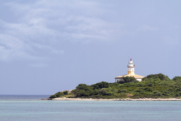 Fototapeta na wymiar Leuchtturm auf der Insel Alcanada