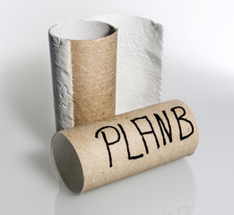 Leere Toilettenpapierrollen