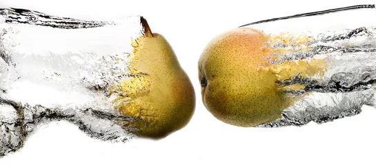 Wandaufkleber Pears strike © vitalyzorkin
