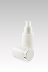 White cosmetics container - 67855868