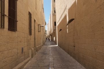 Fototapeta na wymiar Walk through the ancient streets of Jerusalem.