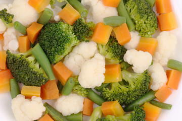 Cauliflower salad with broccoli and carrot.