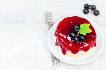 souffle cake with black currant