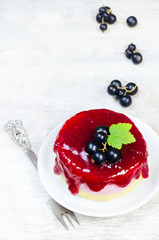 souffle cake with black currant