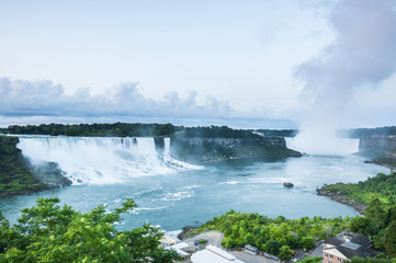 American falls and horseshoe falls (niagara falls)