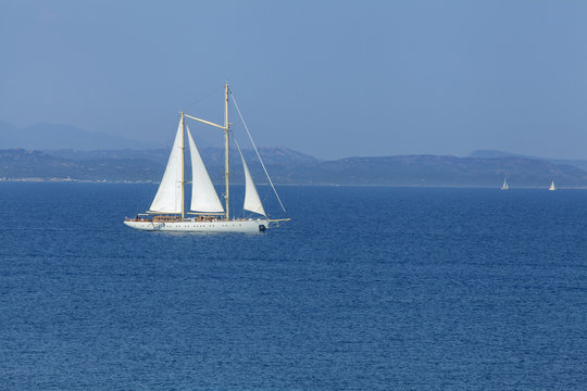 Segelschiff, Straße von Bonifacio, Sardinien