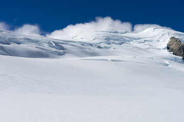 Obraz premium Snowy mountains