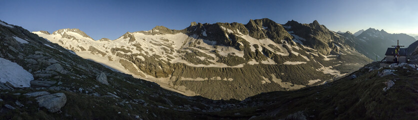 Bergrücken - Zillertaler Alpen