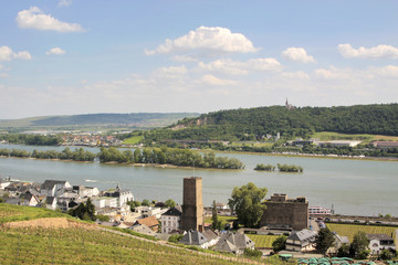 R&uuml;desheim im Rheingau