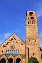 Fototapeta premium Evangelische Erlöserkirche in ESSEN ( Ruhrgebiet )
