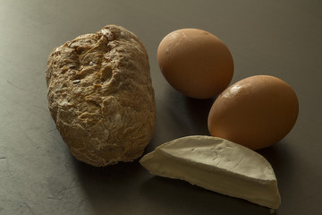 Bread, eggs and cheese