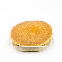 dorayaki isolated on white background