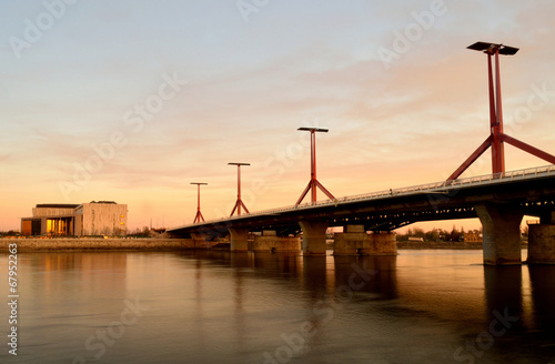 لواط+صبيان Sunset at Rákóczi Bridge" Stockfotos und lizenzfreie Bilder auf ...