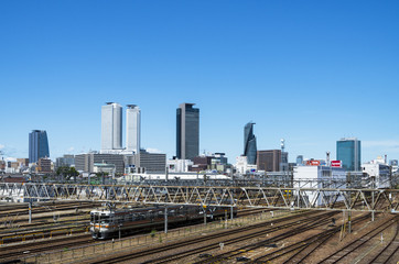 名駅高層ビル群（電車有り）