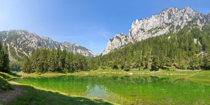 Der "Gr&uuml;ne See" bei Niedrigwasser (Trag&ouml;ss / Steiermark)